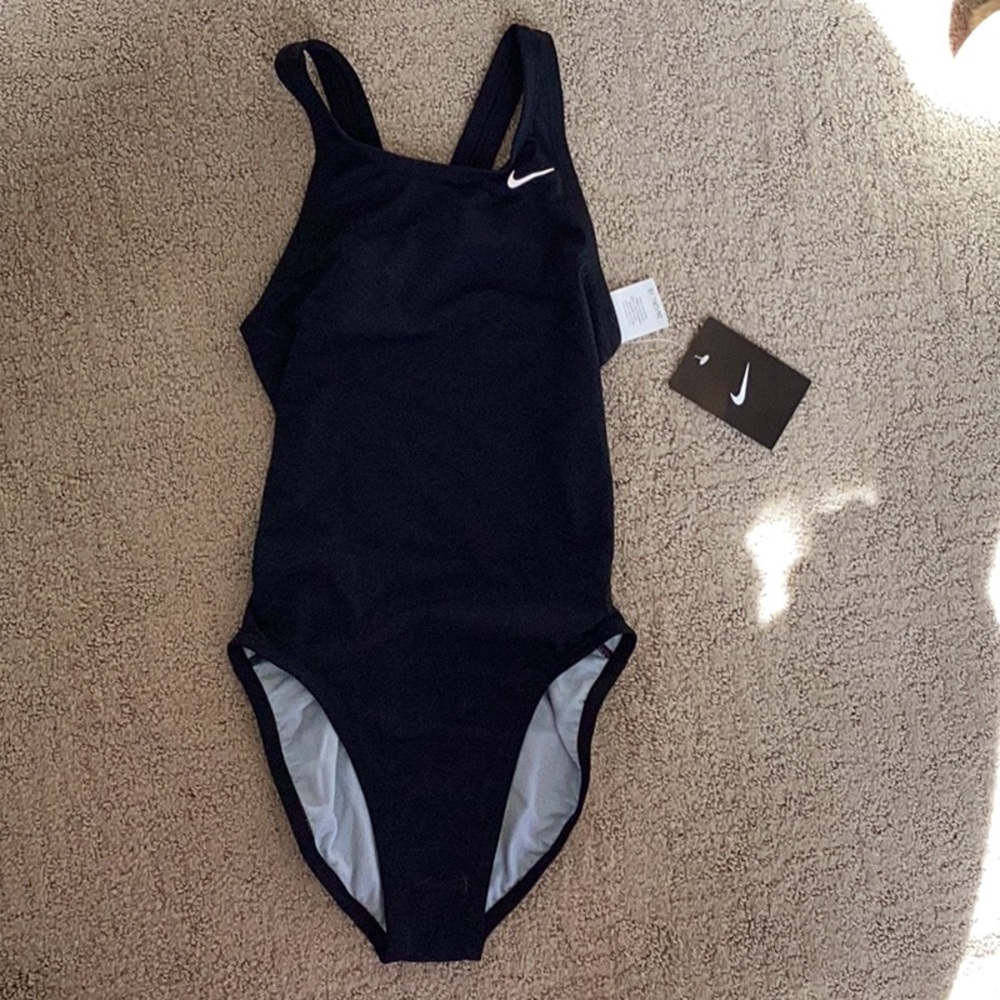 Nike Girl's Black One-Piece Swimsuit 26/GRL 10